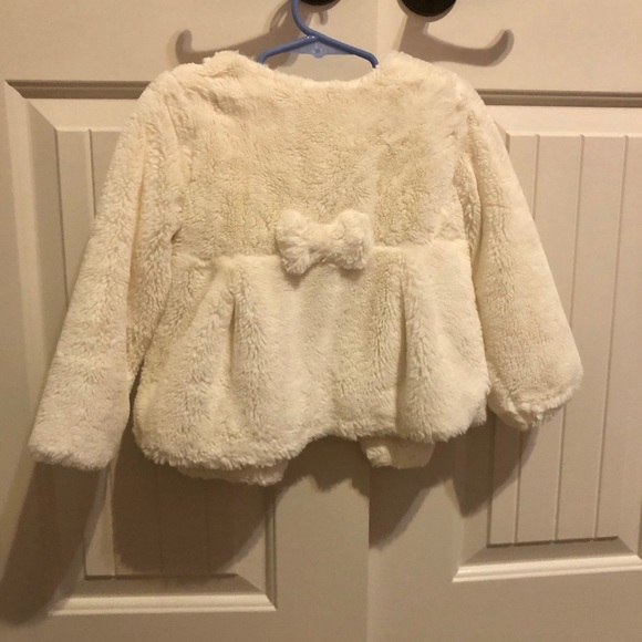 Gymboree Soft White Winter Jacket - Picture 3 of 3